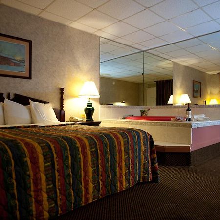 Days Inn By Wyndham Parsippany Room photo
